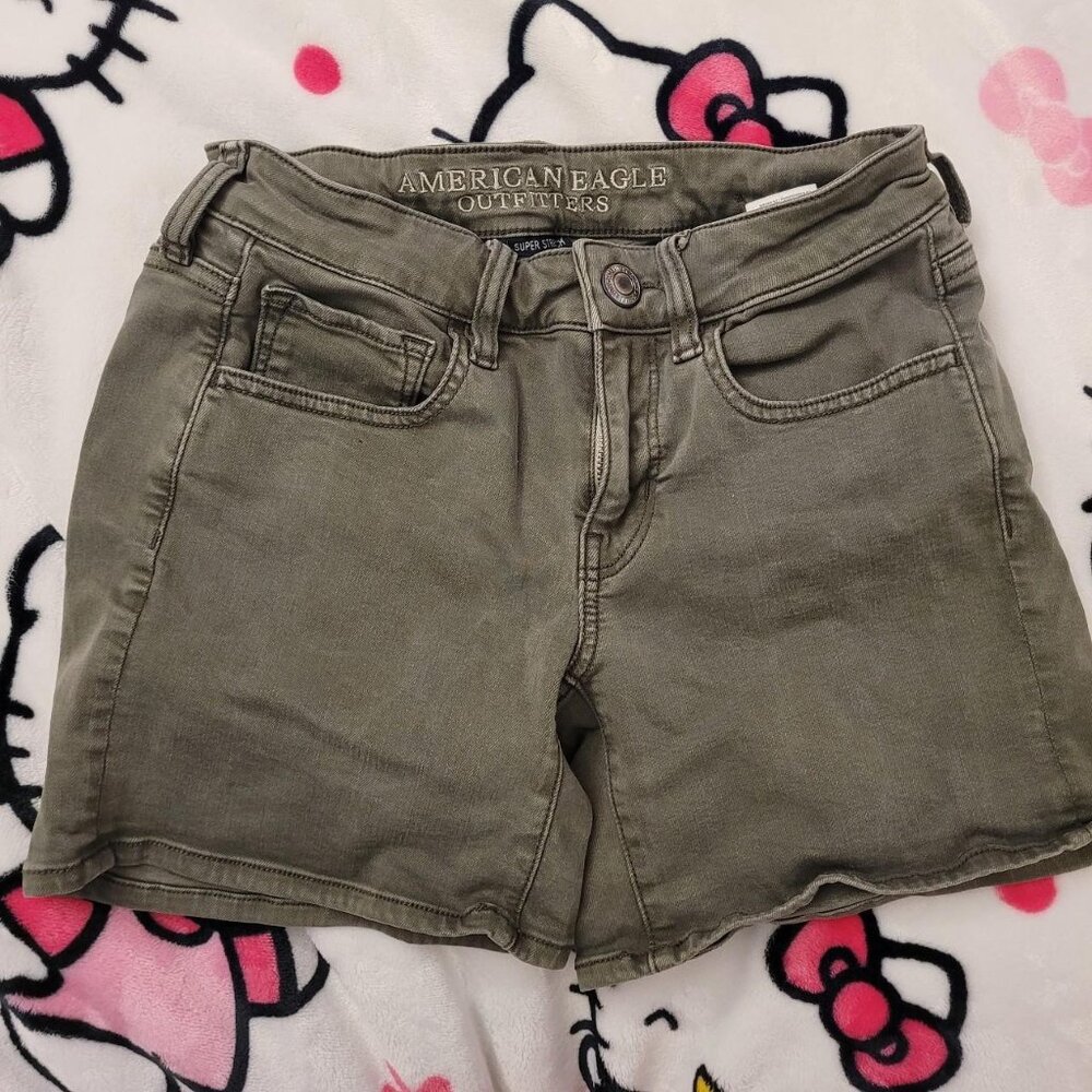 American Eagle Outfitters Green/Khaki Shorts